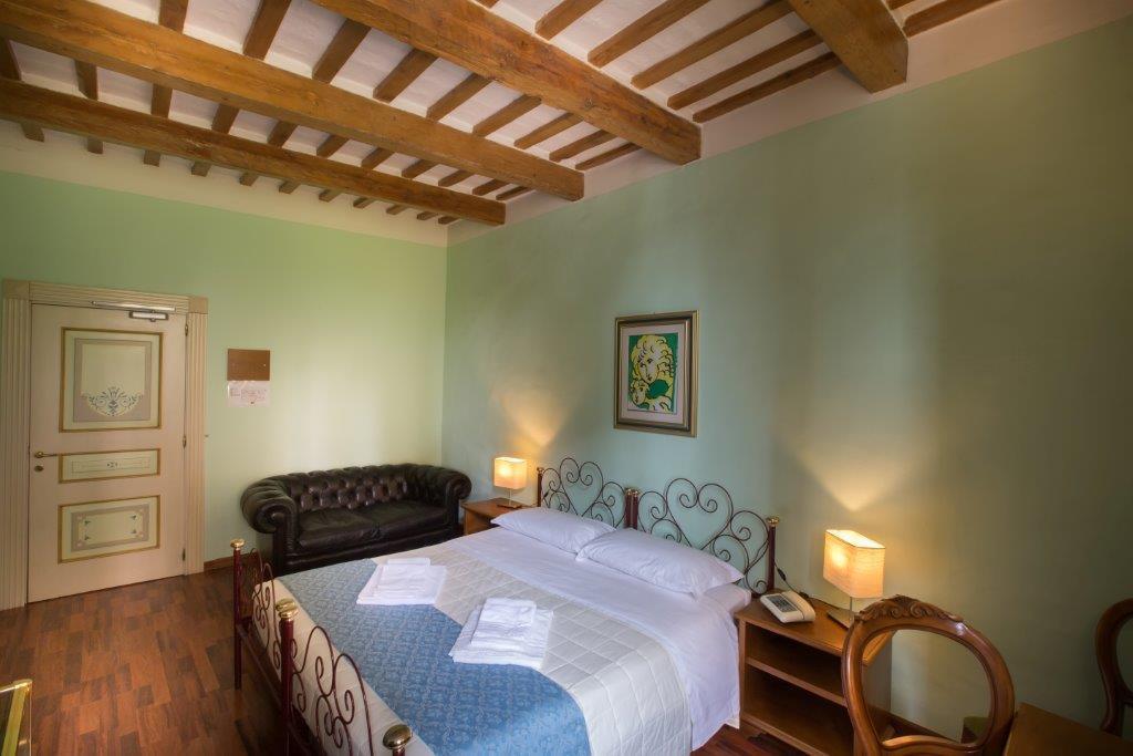 Hotel Camerlengo Корридония Номер фото