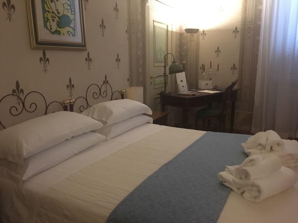Hotel Camerlengo Корридония Экстерьер фото